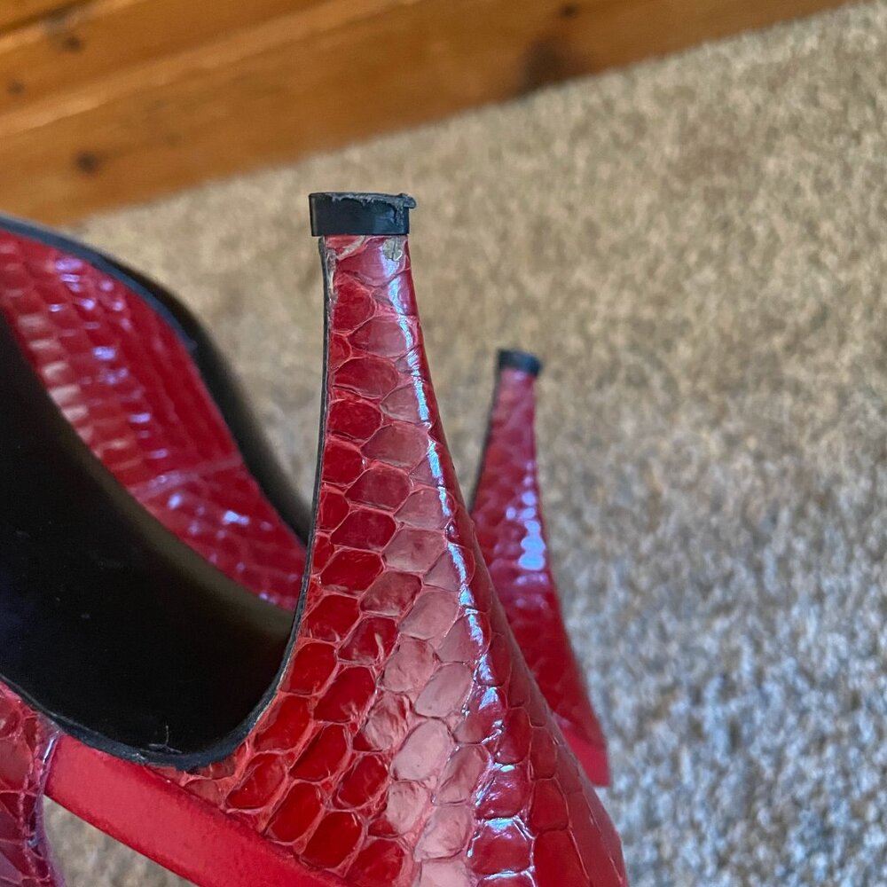 Stuart Weitzman Red Snakeskin Heels 5 W - image 3